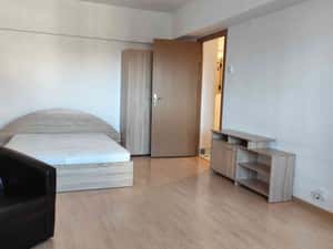 Garsoniera semidecomandata K-uri,  la Rond
