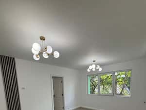 De vanzare apartament cu 3 camere, complet renovat in 2026, etajul 1 — miniatura 3