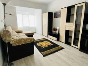 Apartament modern ultracentral, 2 camere, loc de parcare inclus — miniatura 3