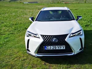 Lexus UX Automată 184 HP Hibrid (B/E)