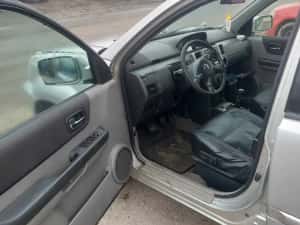 Vând elemente caroserie Nissan X-Trail , capotă X-Trail uși X-Trail — miniatura 5