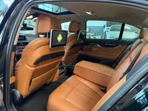 BMW 740d Xdrive avariat — miniatura 6