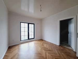 Braytim. Pompa de caldura si panouri solare. Zid dublu cu izolatie fonica. — miniatura 7