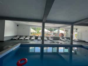 Cabana cu piscina interioara și jacuzzi cu hidromasaj — miniatura 5