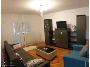 Apartament 1 camera, zona Spital Judetean — miniatura 1