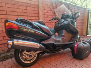 Burgman 650 executive ABS — miniatura 9