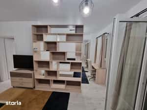 Proprietar, inchiriez studio in Central Address Residence — miniatura 4