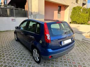 Ford fiesta model GHIA 1600€ — miniatura 2