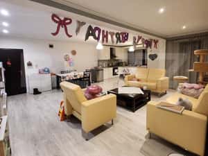 Apartament 3 camere, 2 bai, 2 parcari, 92 mp, zona Florilor — miniatura 3