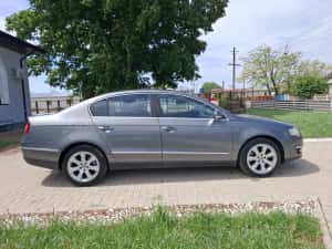 Vw passat highline  1.9 tdi 105 cp recent adus,numere roșii valabile — miniatura 5