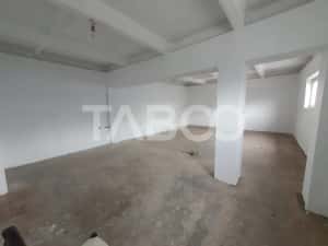 Hala + Spatiu Birouri pe Platforma Industriala Fagaras S = 1750 mp — miniatura 4