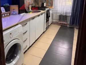 Bloc din 1980, zona Dacia, 2 camere decomandat mobilat utilat — miniatura 4