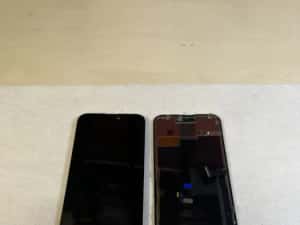 Display iphone 15 pro max / Nou / Montaj pe loc — miniatura 8