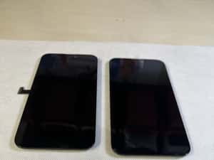 Display iphone 15 pro max / Nou / Montaj pe loc — miniatura 10