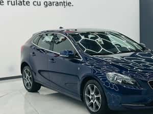 VOLVO V40 OCEAN RACE — miniatura 2