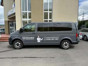 Vând Volkswagen Transporter T6 Varianta Lungă 8 locuri — miniatura 5