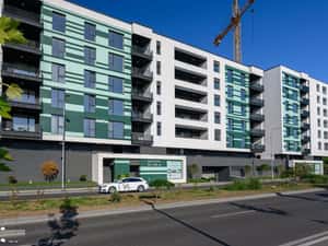 Finalizat! Apartament 2 camere Bd Mamaia 294B colt cu Str. Unirii — miniatura 2