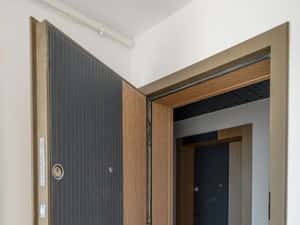 Finalizat! Apartament 2 camere Bd Mamaia 294B colt cu Str. Unirii — miniatura 6