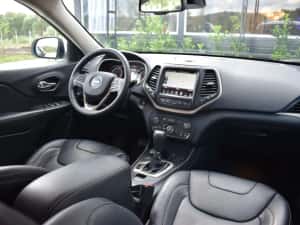 Jeep cherokee limited 2.2 cutie automată 9 trepte.131500km — miniatura 5