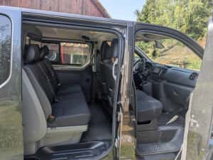 Opel Vivaro 6 Locuri Dublă Cabină 140CP BiTurbo Marfă  Înmatriculat RO — miniatura 3
