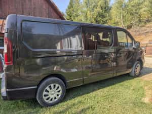 Opel Vivaro 6 Locuri Dublă Cabină 140CP BiTurbo Marfă  Înmatriculat RO — miniatura 5