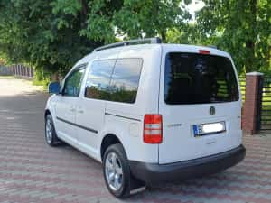 ‼️Volkswagen caddy 5 locuri 1.6 TDI 2015 euro 5/ ușă culisantă stânga/ dreapta‼️ — miniatura 5