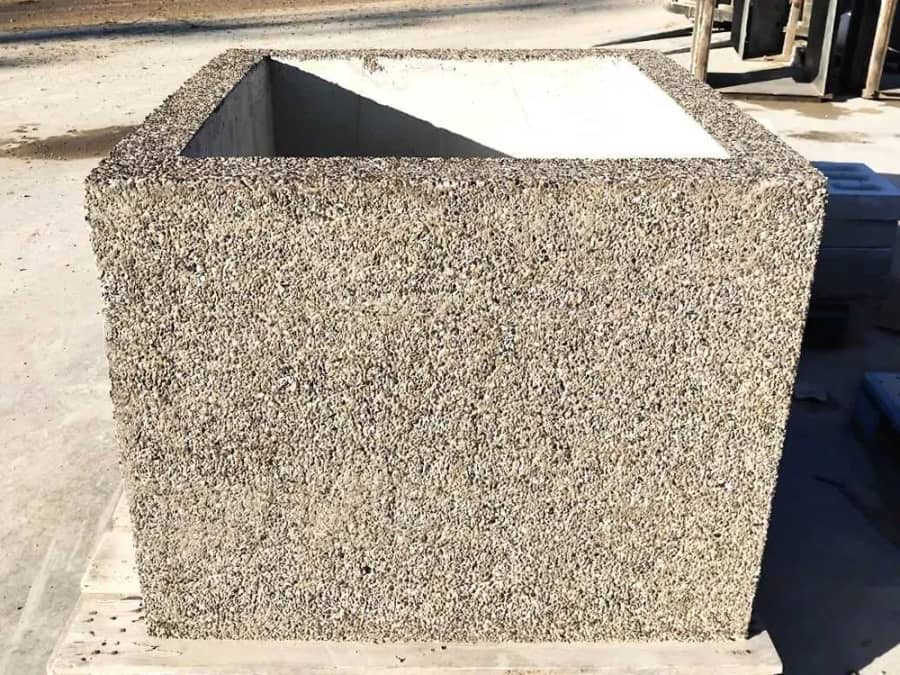 Ghiveci din beton pentru arbori cu piatra naturala 120x120x100 cm — fotografie 1 din 7