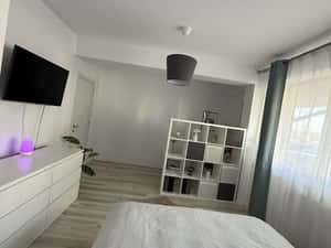 Garsoniera spațioasă | Loc de parcare| Complet Mobilată și utilată — miniatura 5