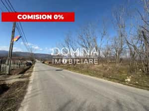 Vânzare teren cu dublă deschidere, situat în comuna Lelești, sat Lelești — miniatura 1