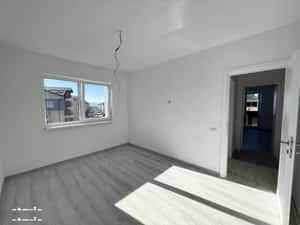Apartament 2 camere, DECOMANDAT, însorit, etaj 2, PARCARE inclusă. — miniatura 2