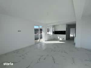 Apartament de 2 camere semidecomandat, Floresti, zona Tineretului — miniatura 4