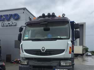 Inchiriere autobasculanta 8x4