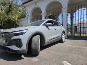 Audi Q4 E Troni 35 Electric — miniatura 4