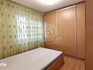 Teiul Doamnei- Apartament 3 camere de Inchiriat — miniatura 6