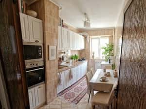 Vand apartament 3 camere — miniatura 3