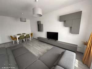 Inchiriez apartament 3 camere — miniatura 3