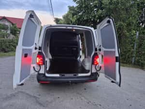 Vând Wv Transporter T6 2,0 Tdi Fab 2016// Km 130500  Reali// 102 CP — miniatura 5