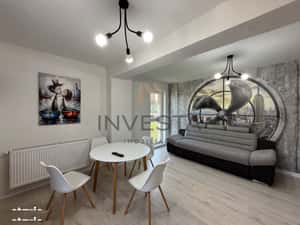 Apartament 2 camere mobilat complet, terasa 15 mp + parcare inclusa! — miniatura 3