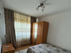 Apartament decomandat în Rovine, etajul 2/4, mobilat și utilat — miniatura 2