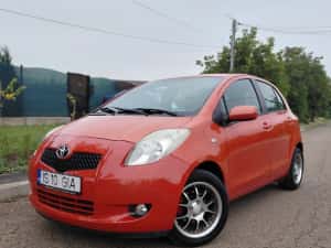 Toyota Yaris Automata, 1.3 benzina ,stare impecabila mecanic si estetic !