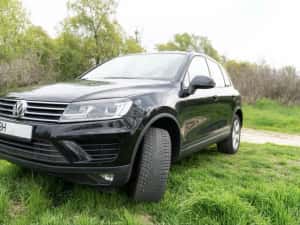 Volskwagen Touareg V6 TDI 3.0 Automat .Euro 6.Perfect functionala. — miniatura 3