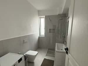 Inchiriez apartament 2 camere Bulevard — miniatura 6