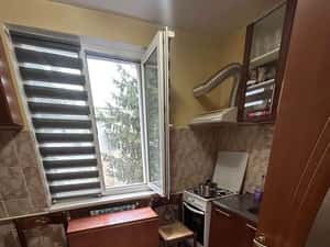 De vanzare apartament cu 2 camere, decomandat,  balcon, zona Smirodava — miniatura 6