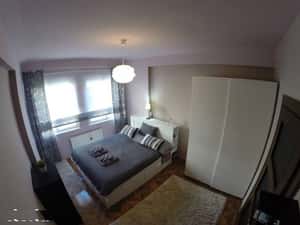 Vand apartament zona centrala — miniatura 3