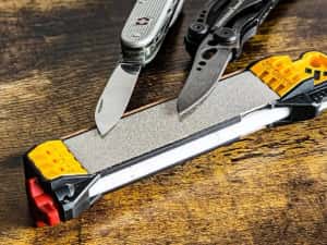 Sistem complet profesional de ascutire pentru cutite foarfeci topoare si dalti  4 in 1 — miniatura 3