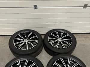 Jante 19 ORIGINALE Volvo XC60 Vara NOI 235/55/19 Michelin 2025 XC40 V — miniatura 4