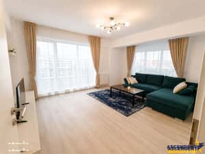 Apartament cu 3 camere, decomandat, regim vila, terasa, 2bai, Tractoru — miniatura 3