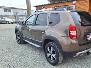 Dacia Duster 2017 4x4 1.5 Dci 110 CP Navi Cameră Senzori Încălzire — miniatura 3