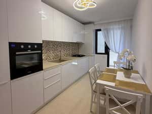 Inchiriere apartament 3 camere — miniatura 3