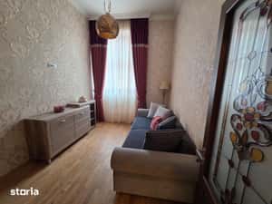 Proprietar, vând apartament 2 camere, în centrul istoric,orașul de jos — miniatura 4